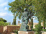  Impressionen von Citysam  Soldatenstatue am Castell de Montjuïc