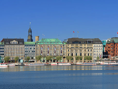 Alster Pavillon und Binnenalster - Hamburg (Hamburg)