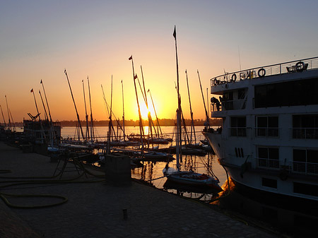 Sonnenuntergang - Landesinnere (Luxor)