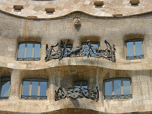 Casa Milà Bildansicht Reiseführer  